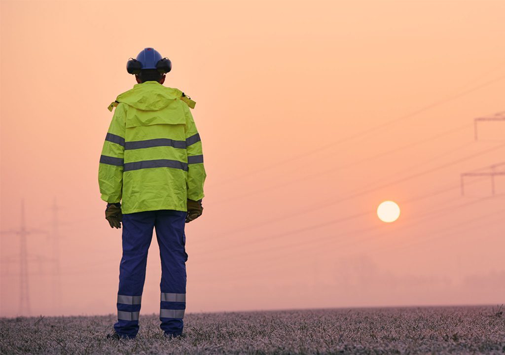 Descubre cómo INSTYC mejora la eficiencia eléctrica en Querétaro