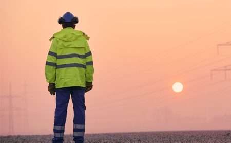 Descubre cómo INSTYC mejora la eficiencia eléctrica en Querétaro